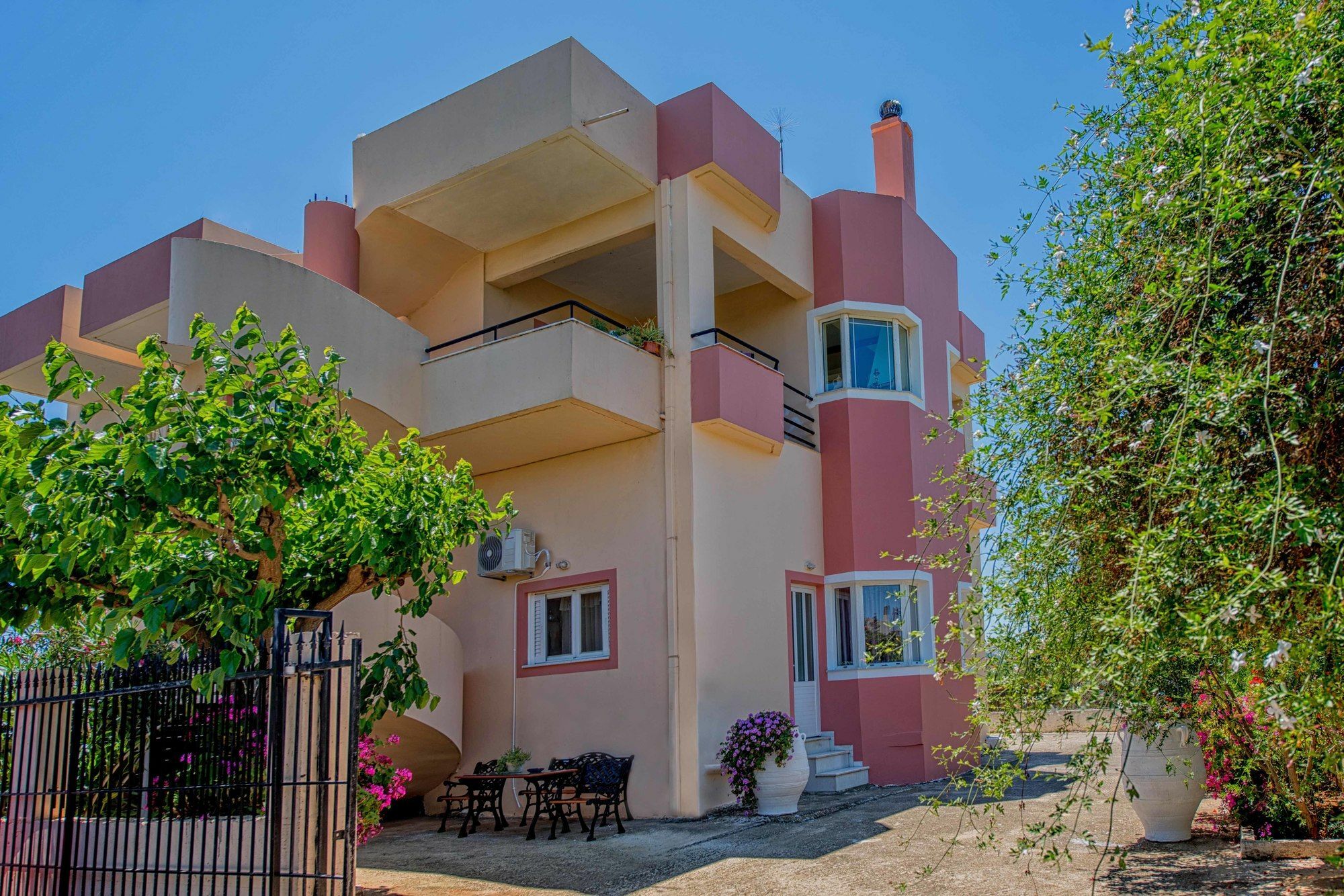 Kissamos Luxurious House Guest House Exterior photo